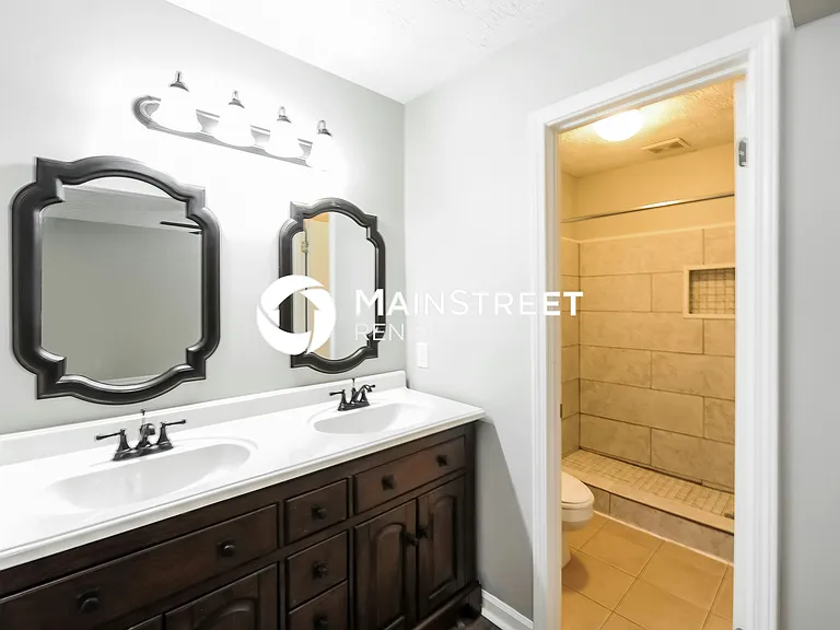 Main Bathroom