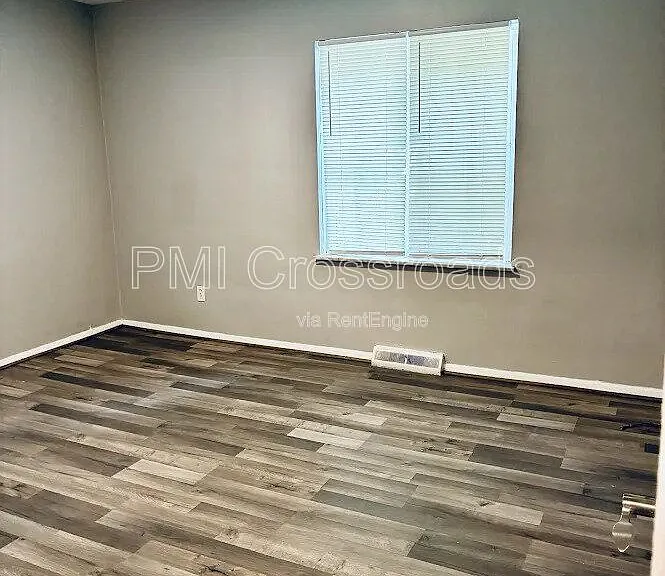 Riviera Manor — Photo 28
