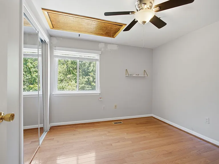 10805 Southall Dr — Photo 22