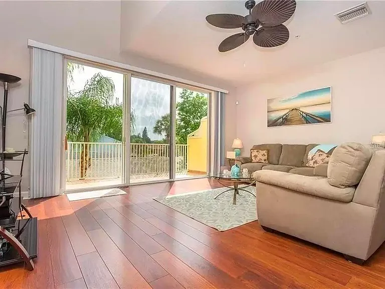 8920 Duval Ln #B15 — Photo 6