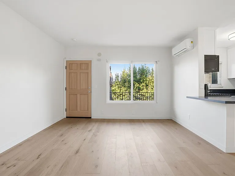 4475 Hamilton St. — Photo 14