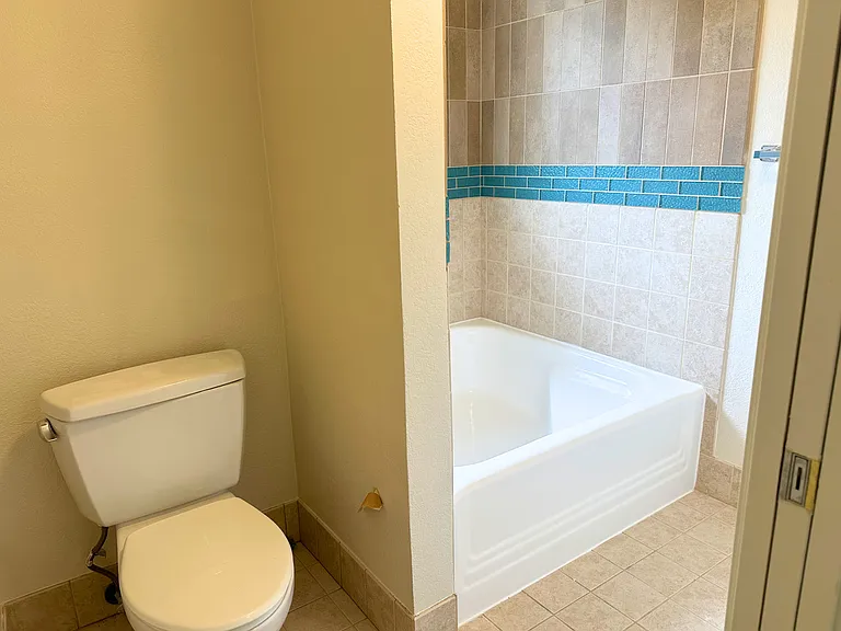 12195 Blythen Way — Photo 26