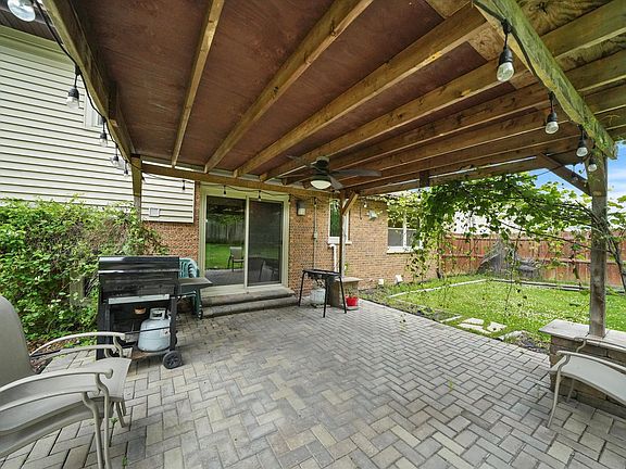 5th image of 10041 W 151st St
