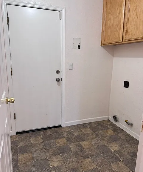 9745 Marianna Way — Photo 24