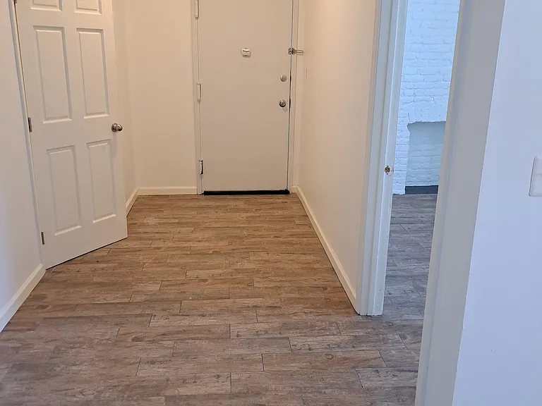 105 Water St #3 — Photo 3
