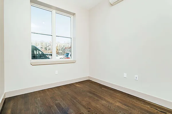 Rented by Nooklyn NYC LLC | media 57