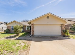 6104 Maurie Ct, Haltom City, TX 76148