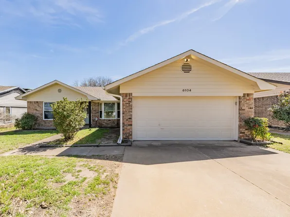 6104 Maurie Ct, Haltom City, TX 76148