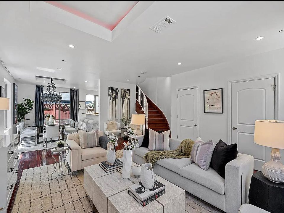 1st image of 841 Westmount Dr