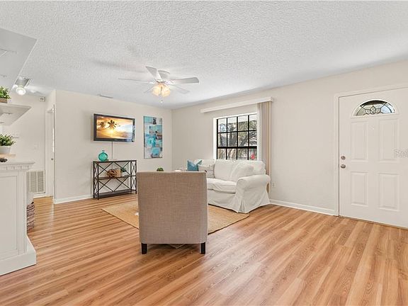 3rd image of 10210 N 24th St