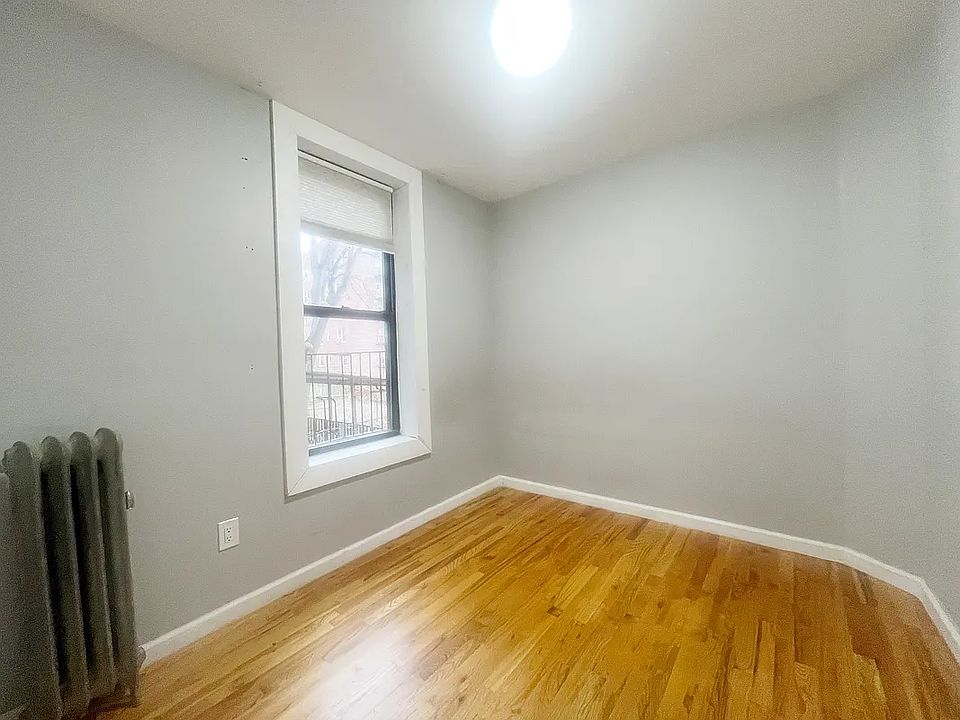 2nd image of 2643 Sedgwick Ave #2A