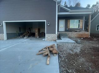 2739 Cedrus Ave, Bowling Green, KY 42101