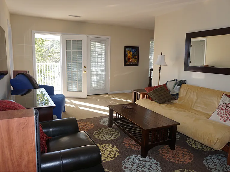 1351 Villa Way #F — Photo 2