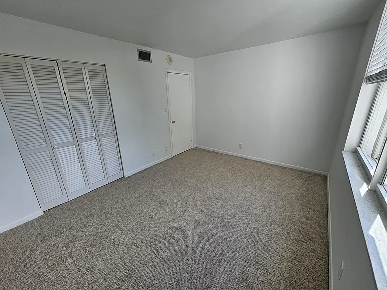 1800 N Andrews Ave #3F — Photo 17