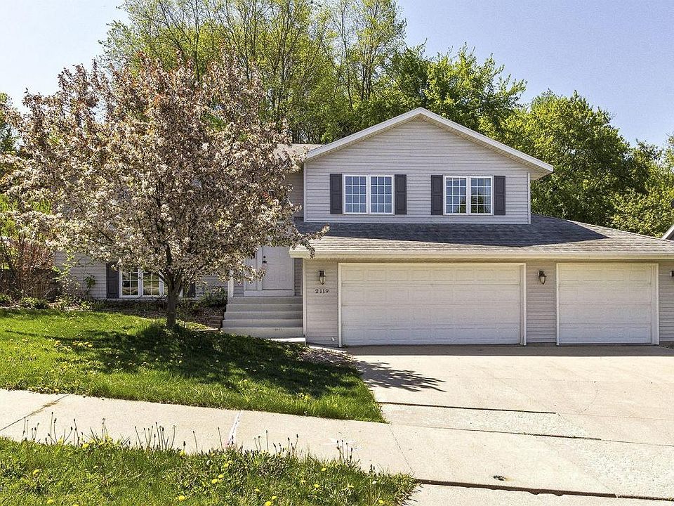 2nd image of 2119 Ponderosa Dr SW