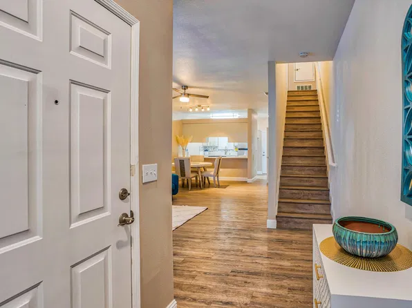Ascent Townhome Apartments