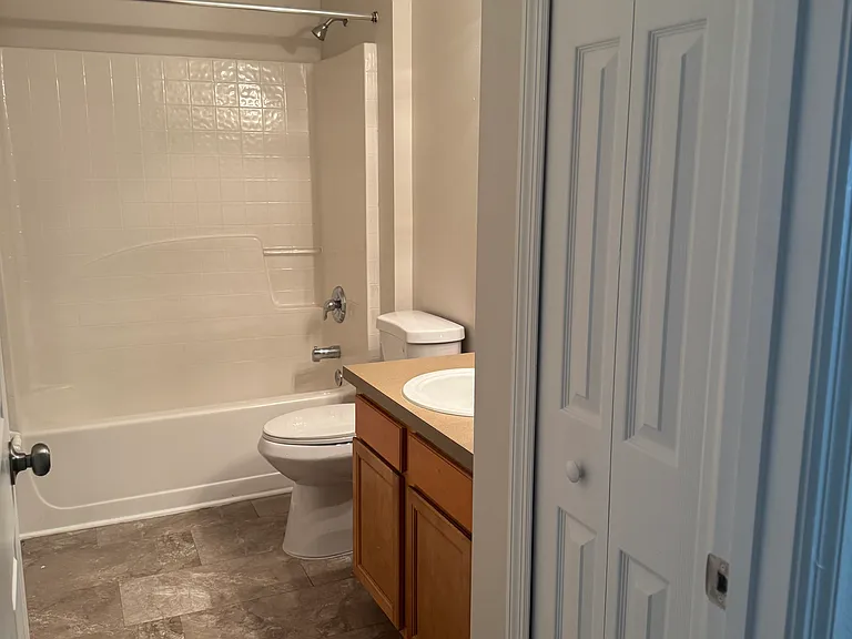 4702 Ashurst St — Photo 14