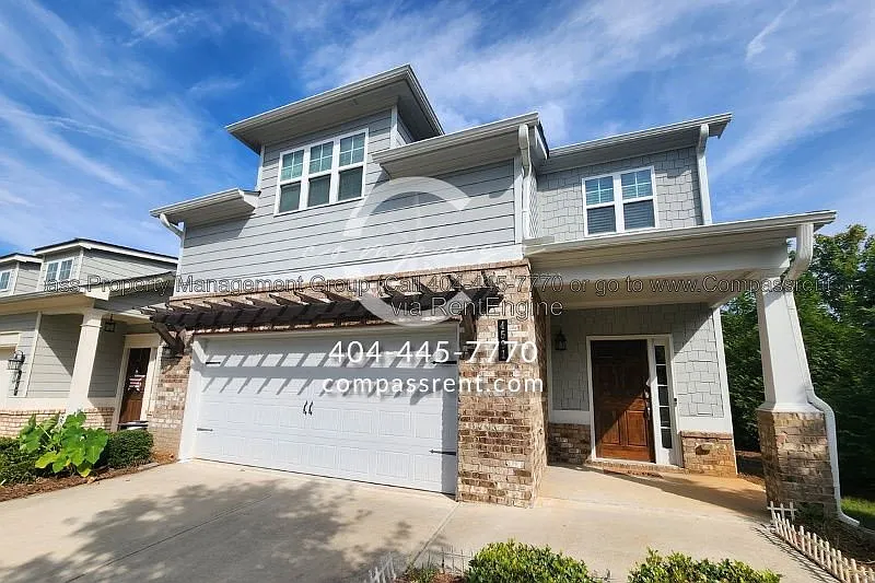 3 bed, 3.0 bath, 2157 sqft, $2,250 — Photo 2