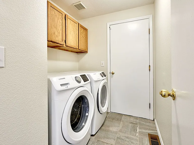 5455 Norma Ave SE — Photo 30