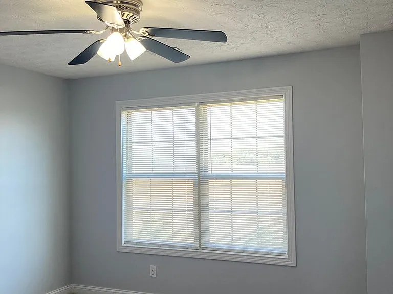 141 Twin Lakes Dr — Photo 18
