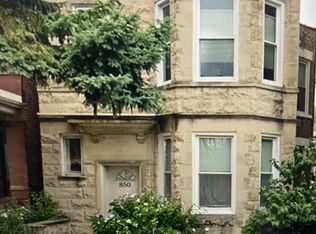 850 N Campbell Ave #2, Chicago, IL 60622