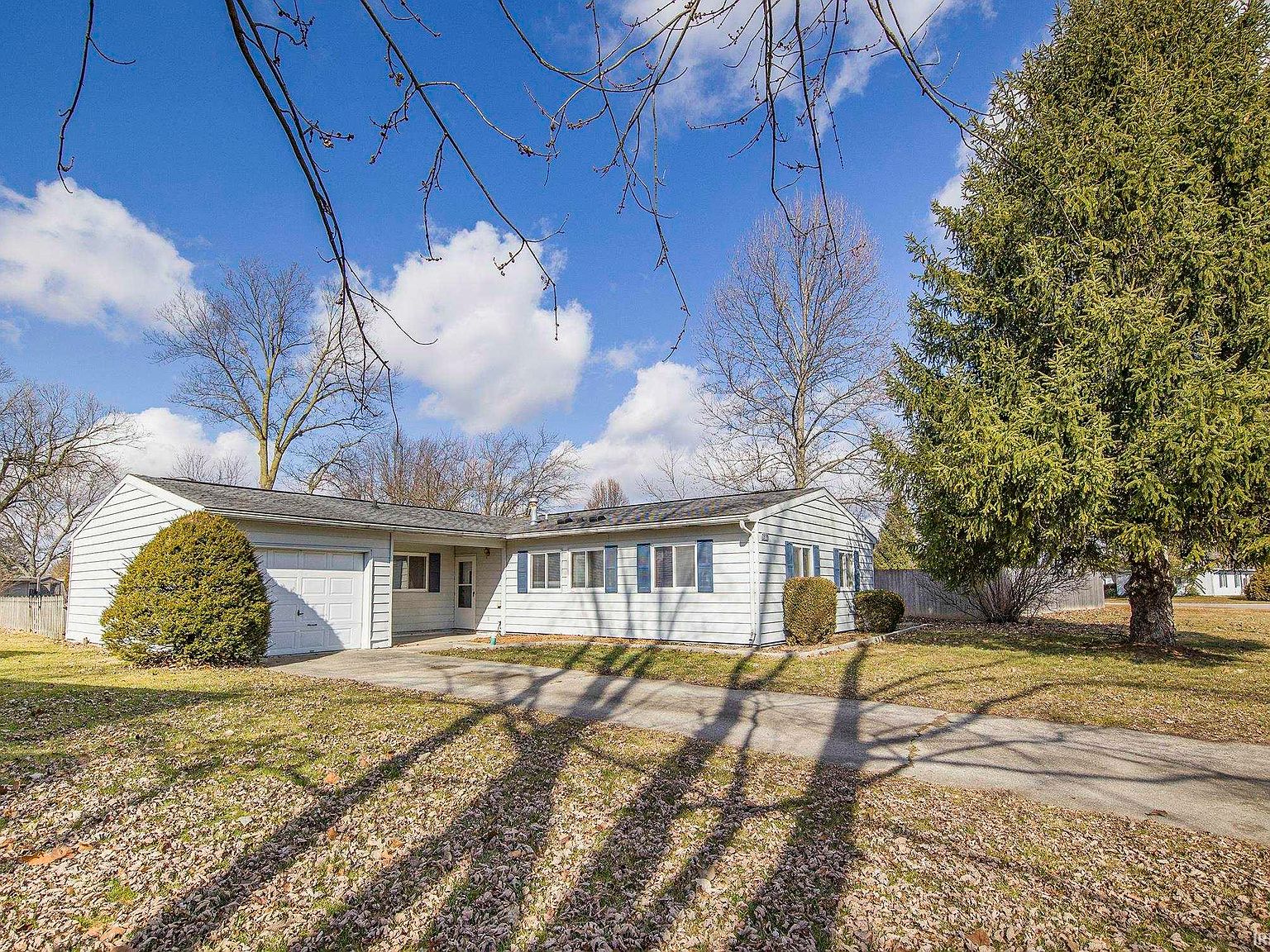 1833 Norton Ave, Peru, IN 46970 Zillow