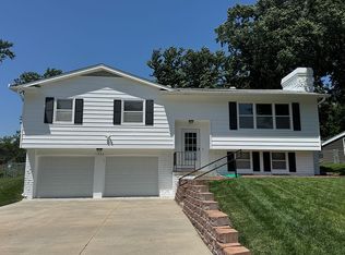 1324 S 165th St, Omaha, NE 68130