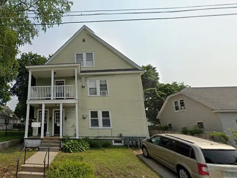 16 Linwood St #E — Photo 1