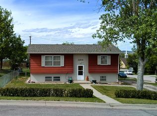 2204 Canton Ave, Hot Springs, SD 57747