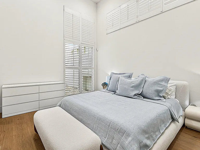 1128 Crystal Dr — Photo 31