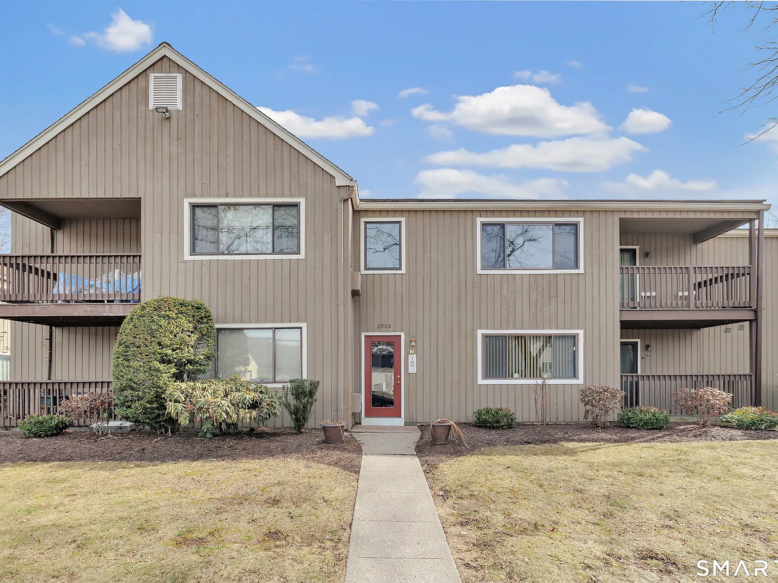 1 bed, 1.0 bath, 739 sqft, $1,900 — Photo 1