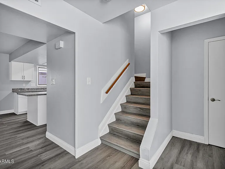 14 E Hermosa Dr — Photo 16
