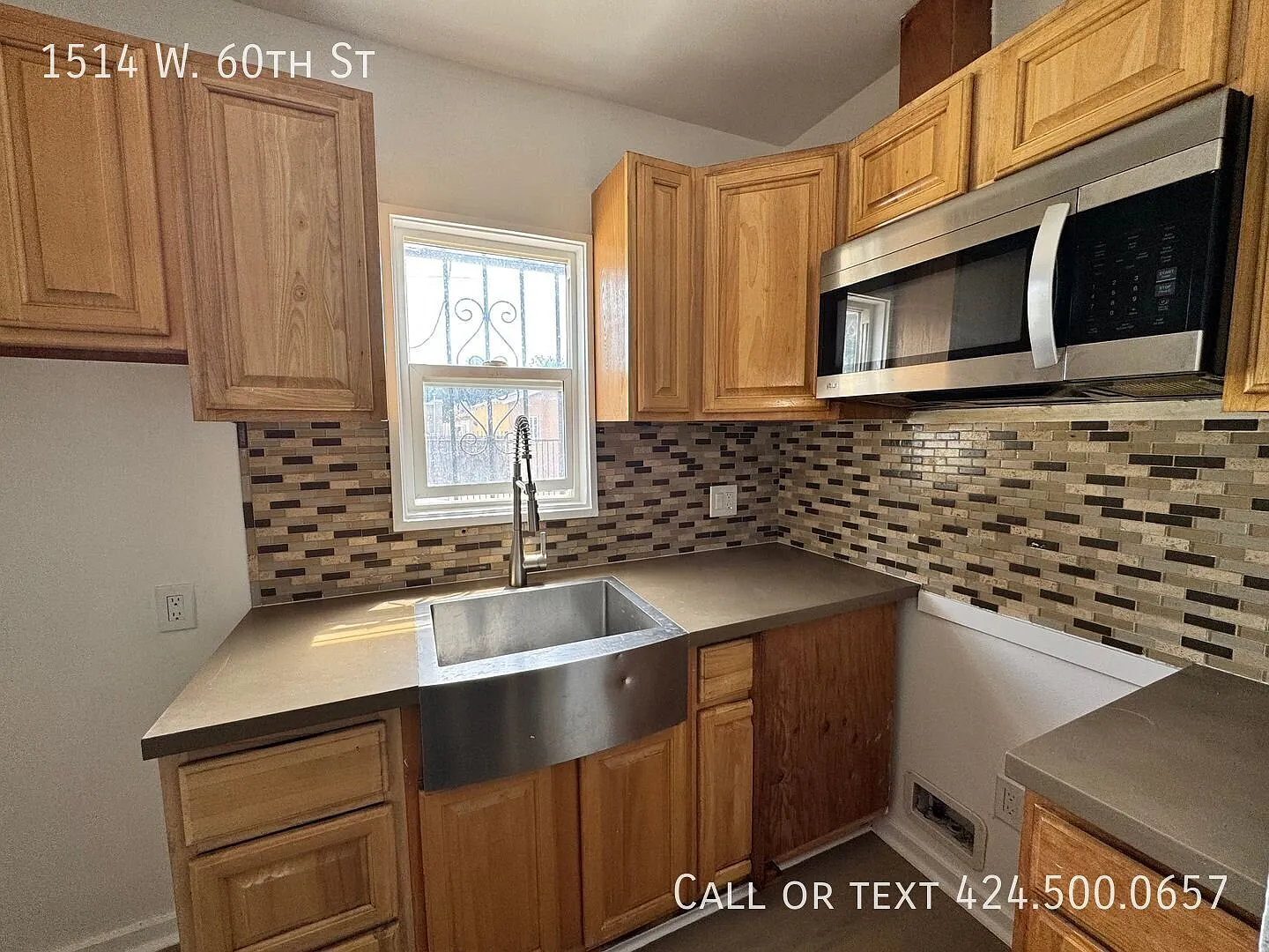 1BD/1BA Apartment in South LA — Photo 4