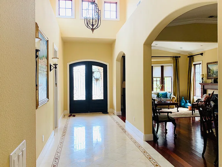 10145 Camino Vista Dr — Photo 2