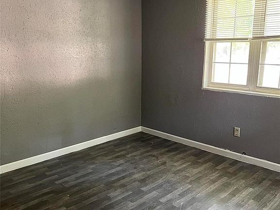 5th image of 17 Lilac St