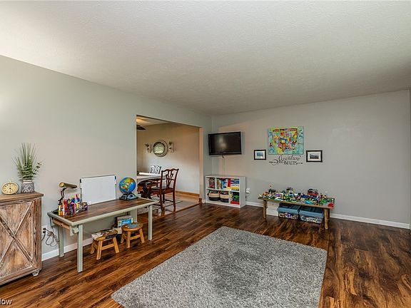 5th image of 30901 North Ct