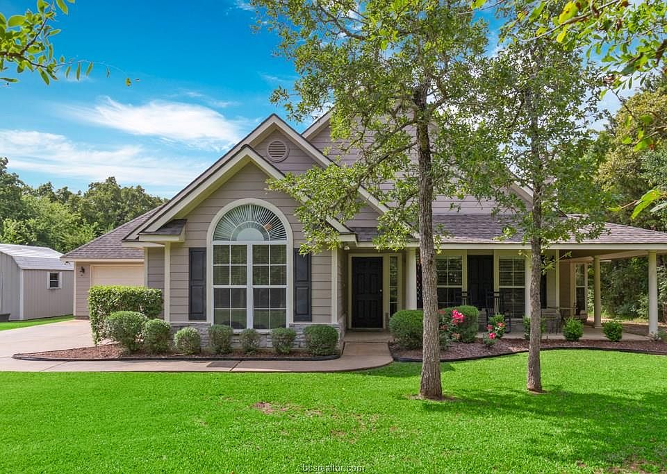 1st image of 5019 Iris Ln