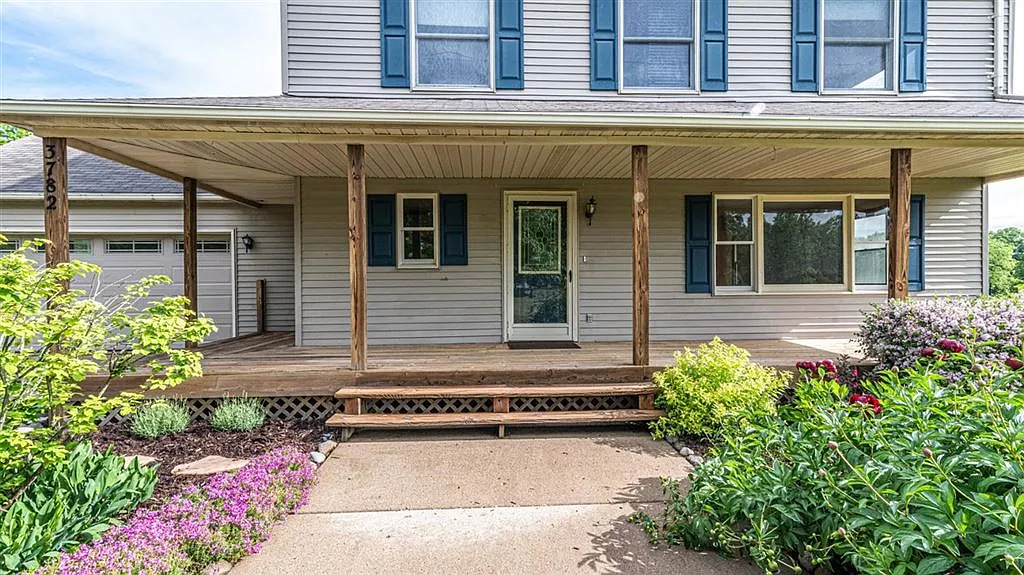 3782 Warner Rd photo 1