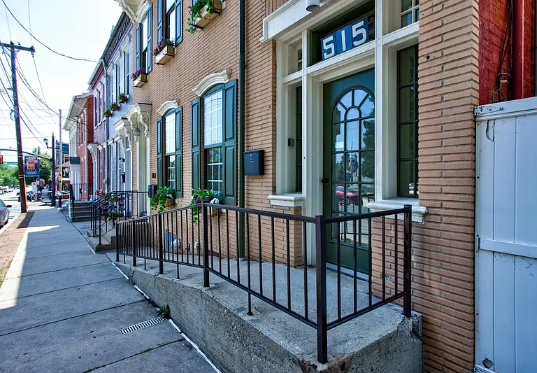 515 Locust St #3 — Photo 2