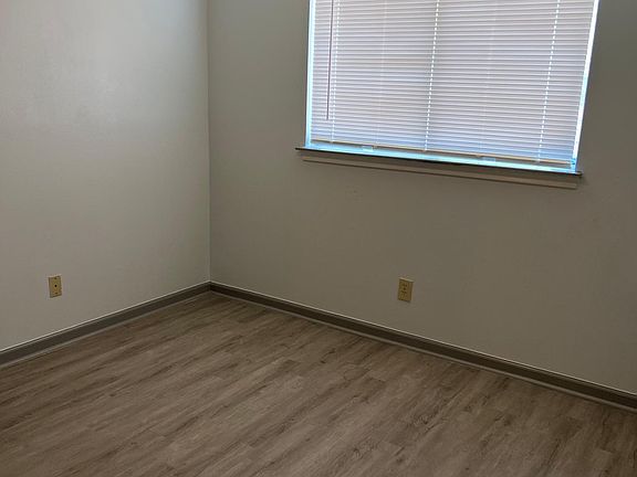 5th image of 13906 Villa Camino