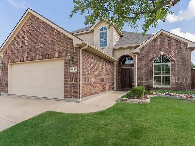 4508 Fern Valley Dr — Photo 2