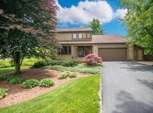 2331 Starleaf Ln, Columbus, OH 43235