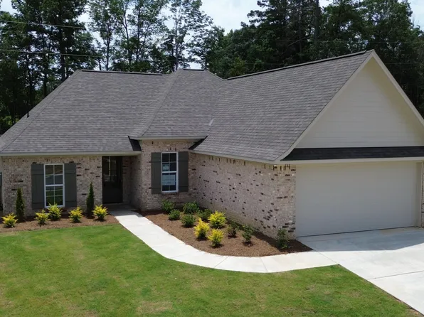 135 Bronson Bnd, Flowood, MS 39232