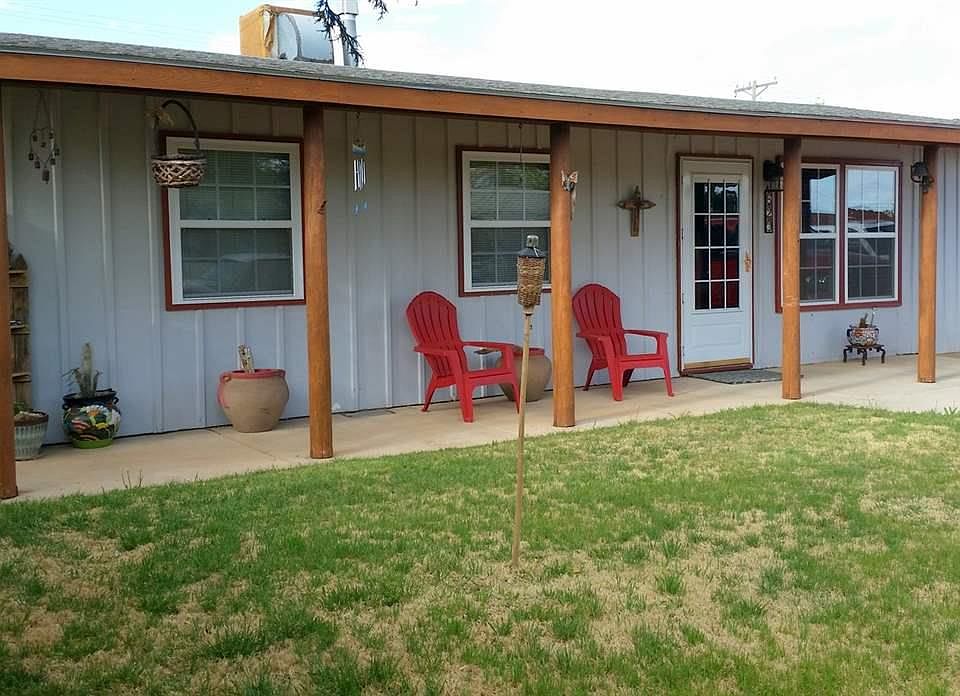 2nd image of 620 20th St