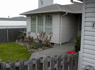 1881 Edgewood Dr, Camano Island, WA 98282