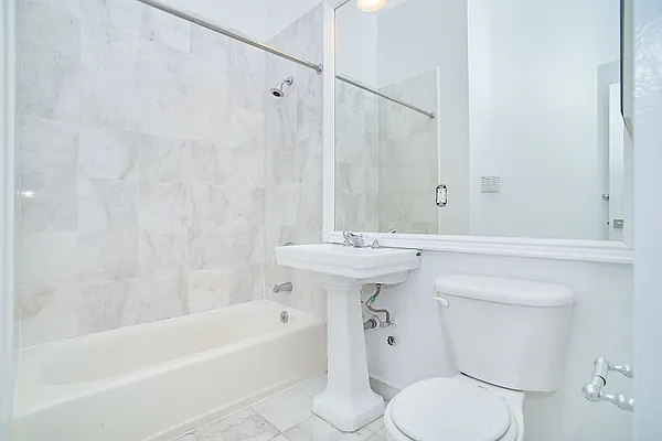 Rented by REAL New York | media 26