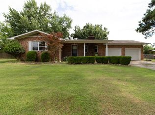 1115 Rena Rd, Van Buren, AR 72956
