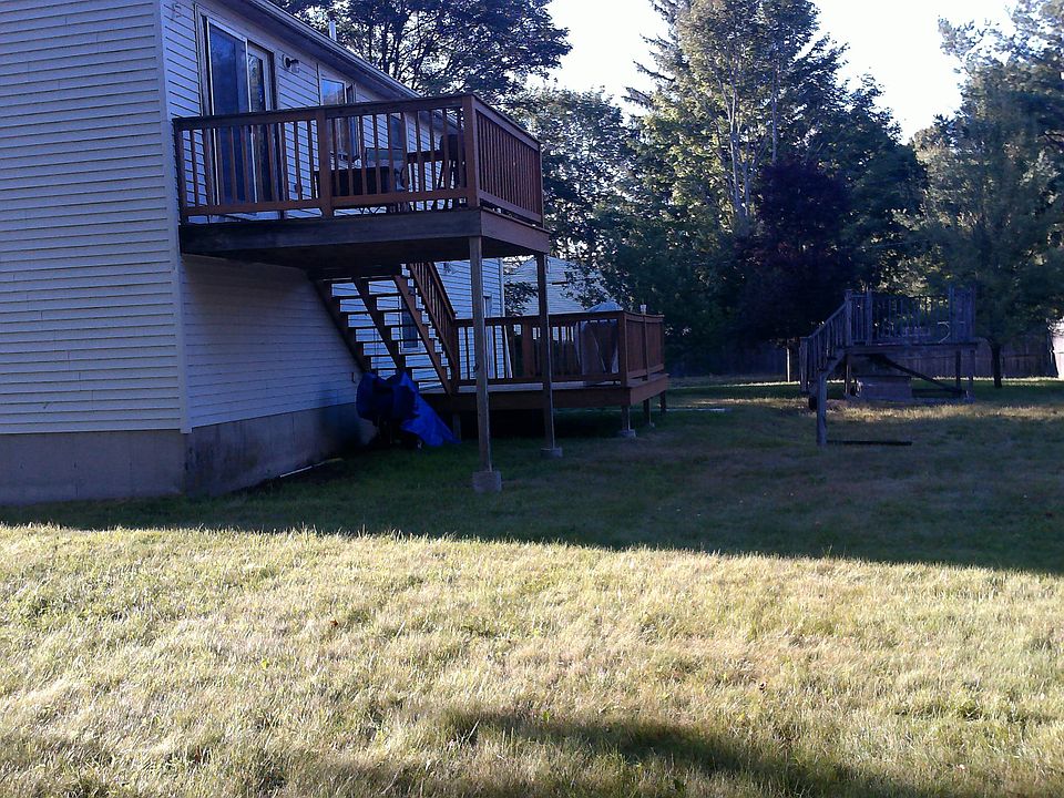 2nd image of 96 Leyden St