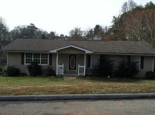 7351 McCormack Dr, Hixson, TN 37343