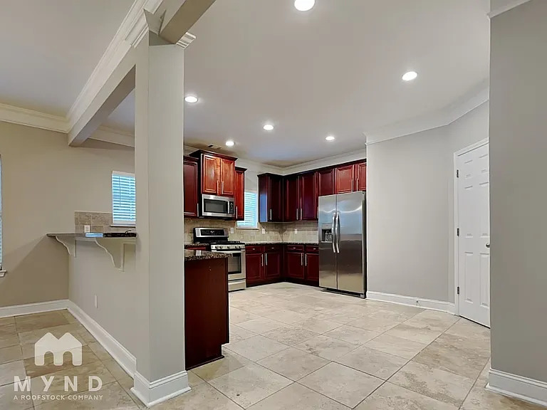 216 Allegrini Dr — Photo 3